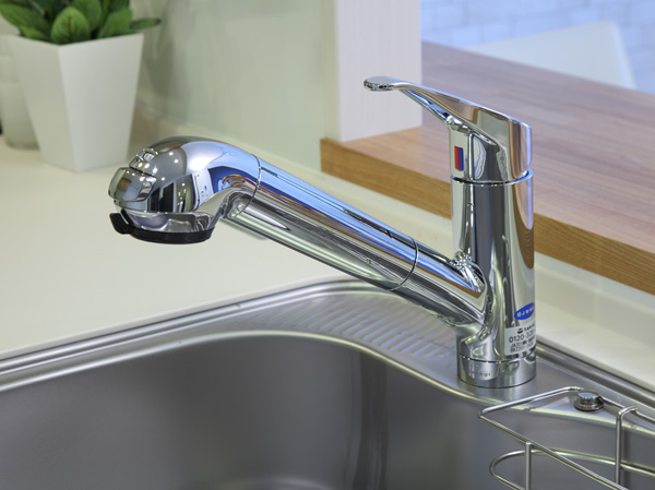 Kitchen.  [Water purifier integrated mixing faucet] Smart design water purifier integrated mixing faucet of easy operation of only up and down the lever attractive.
