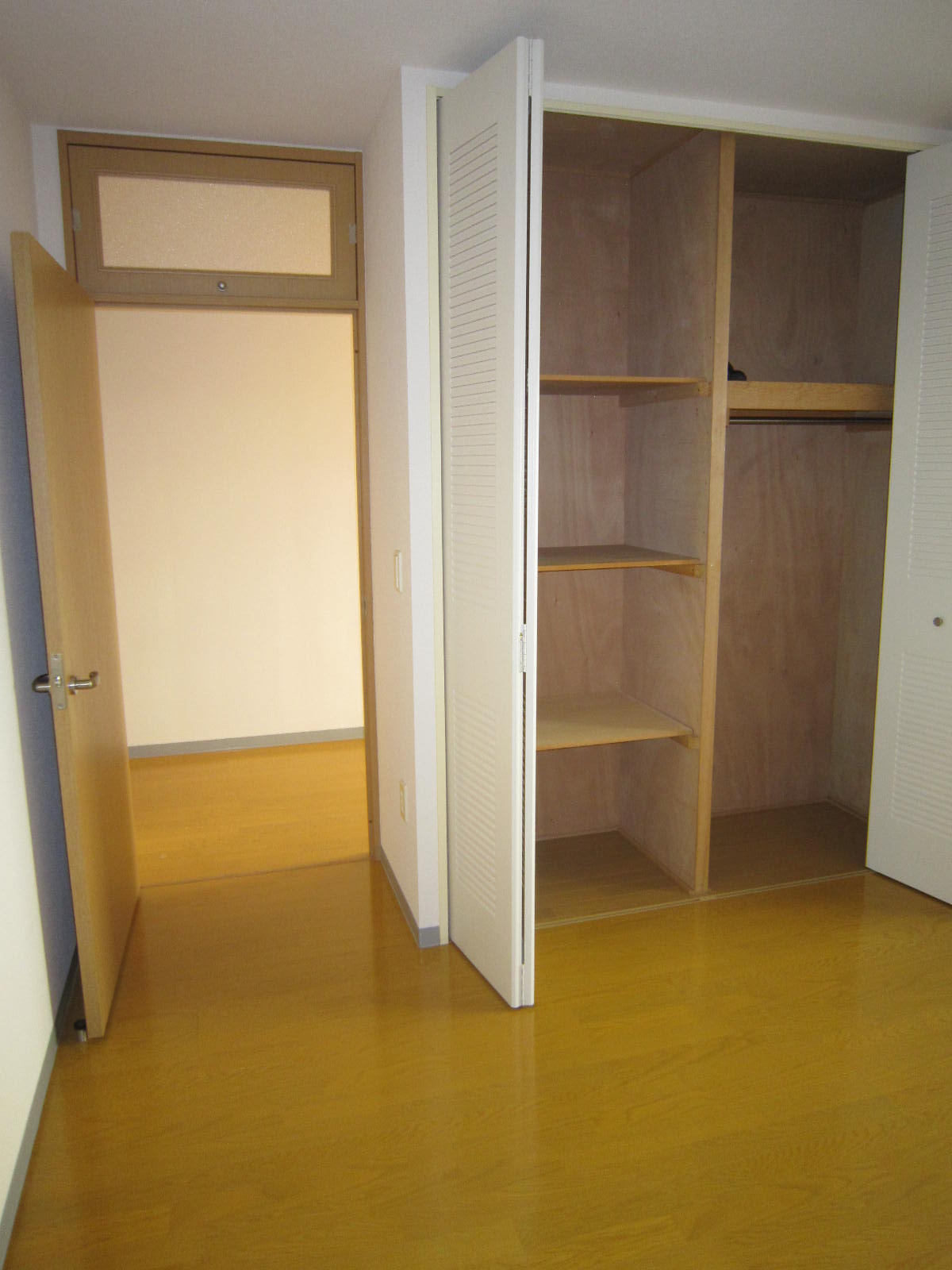 Other room space. From Genkan hall to storage with Western-style