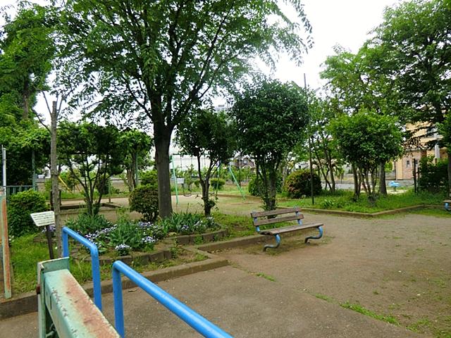 park. Sumiyoshi-cho, the third 400m Sumiyoshi-cho, the third park to the park