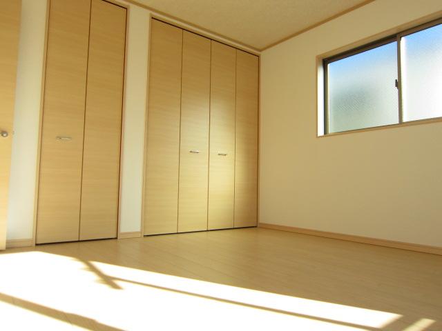 Non-living room. Indoor (11 May 2013) Shooting