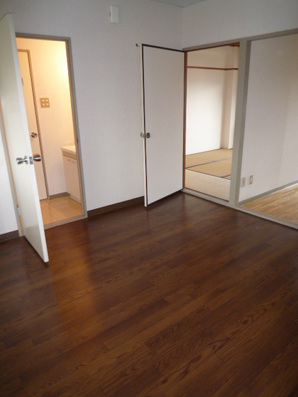 Other room space