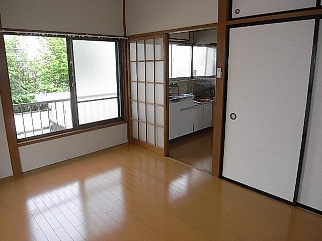 Living and room