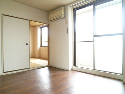 Living and room. ☆ From Western-style ☆