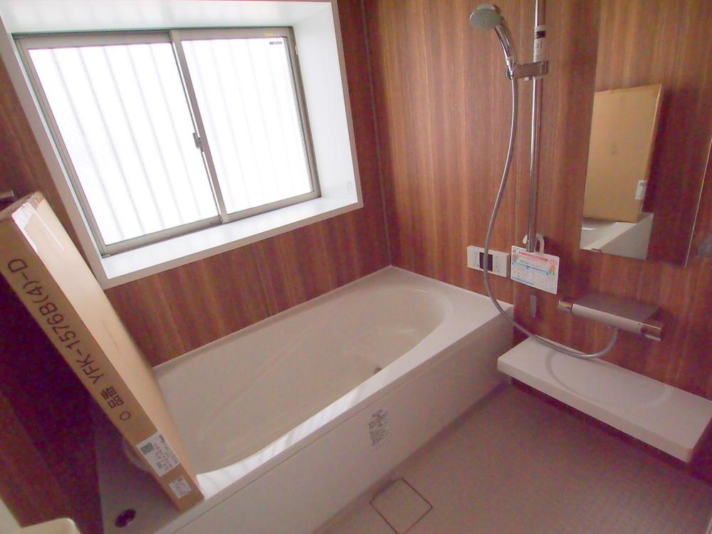 Bathroom. Indoor (10 May 2013) Shooting