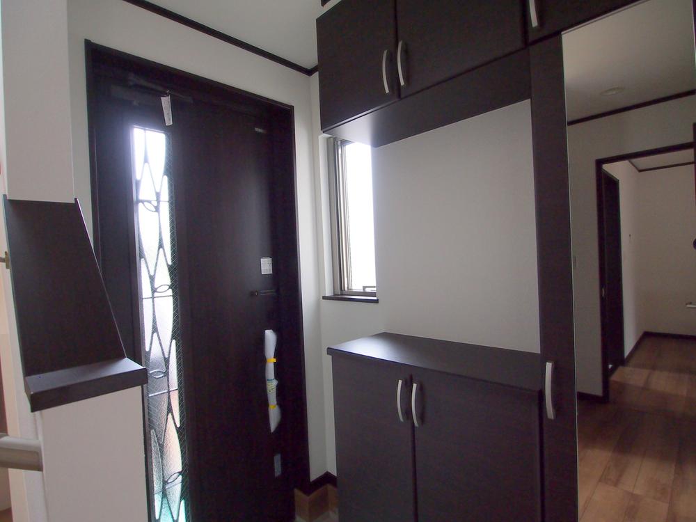 Entrance. Local (10 May 2013) Shooting