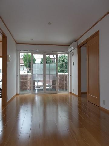 Living and room