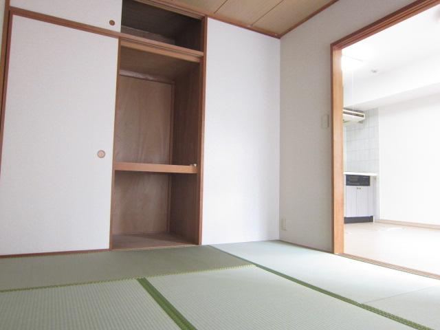 Receipt. Indoor (12 May 2013) Shooting