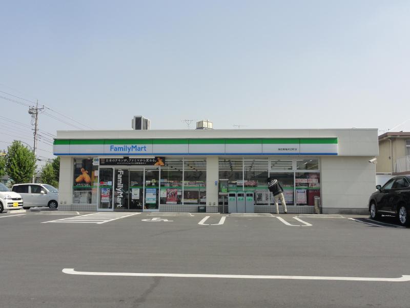 Convenience store. FamilyMart Ome grass Street store (convenience store) to 200m