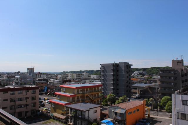 View photos from the dwelling unit. View from local (May 2013) Shooting