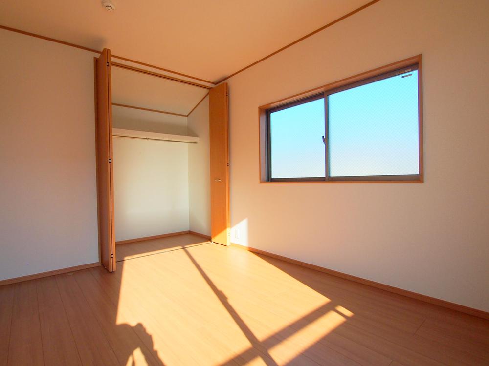 Other introspection. Japanese style room