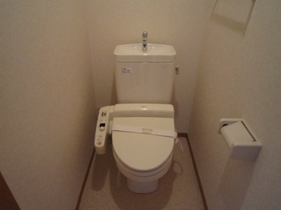 Toilet.  ☆ With Washlet ☆