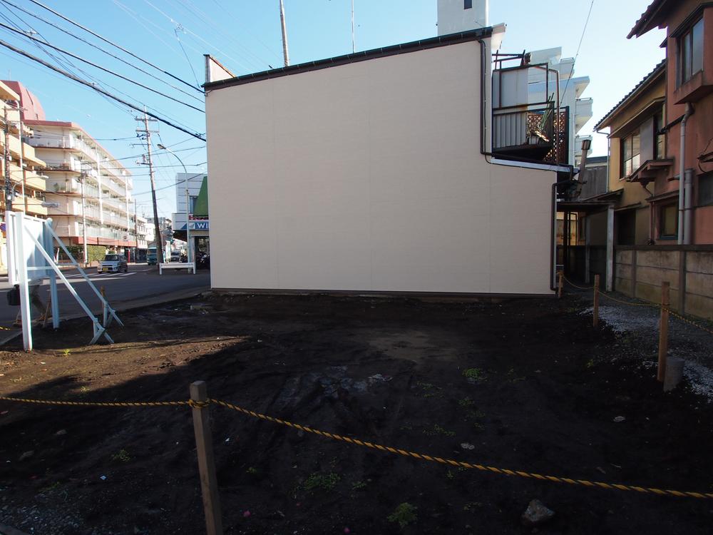 Local appearance photo. December 2013 shooting