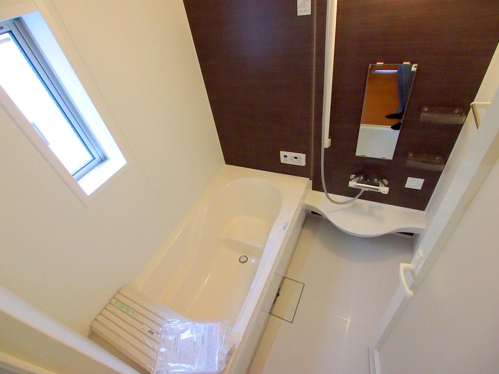 Bathroom. Indoor (10 May 2013) Shooting