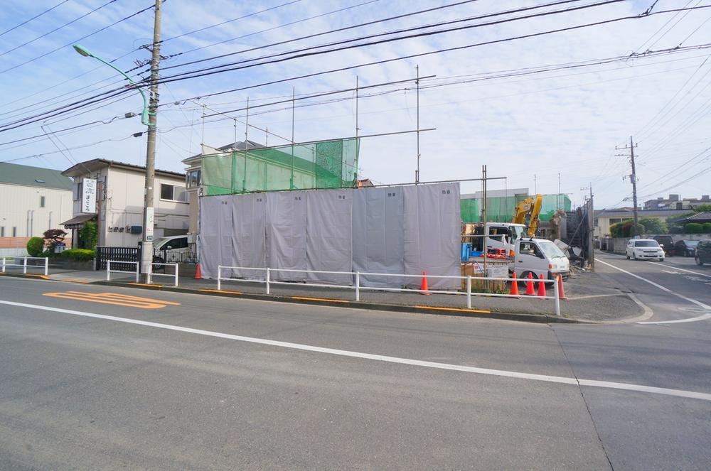 Local photos, including front road. Current state Dismantling after the vacant lot passes