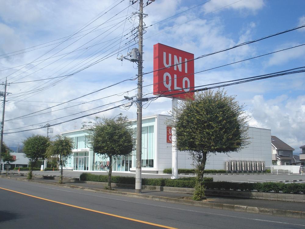 Shopping centre. 678m to UNIQLO Ome shop