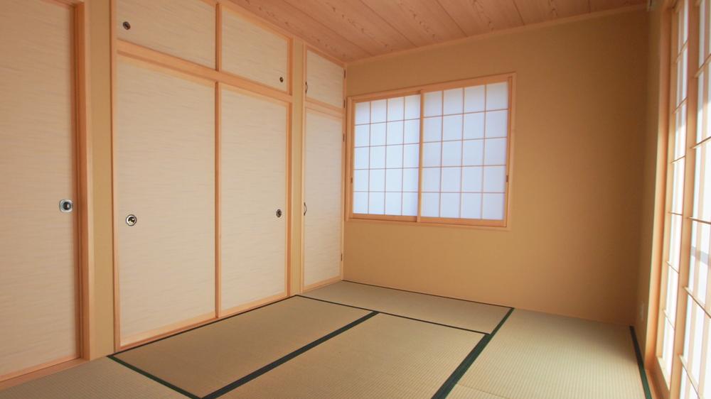 Other introspection. Japanese style room