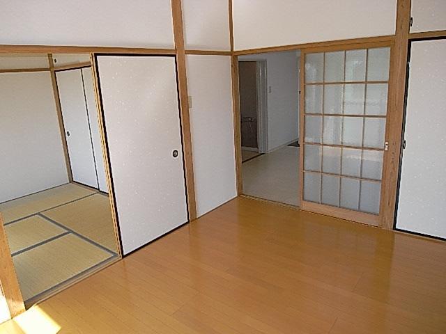 Living and room