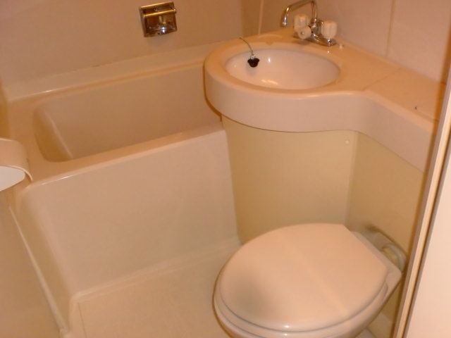 Bath. unit bus
