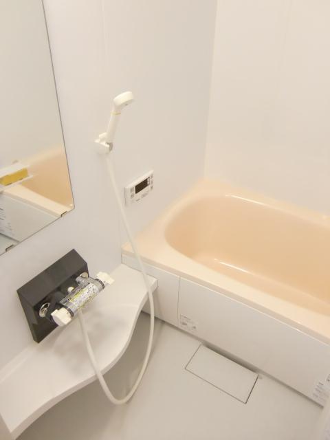 Bathroom. Karari floor, Bathroom ventilation dryer with!