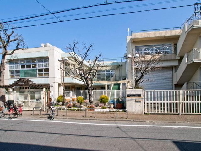 kindergarten ・ Nursery. Central eight-chome nursery school (kindergarten ・ 220m to the nursery)