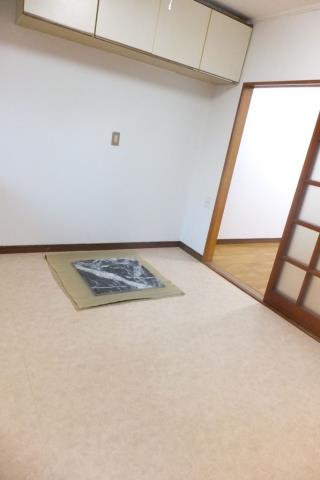 Other room space