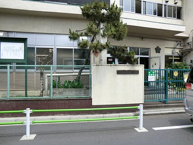 Primary school. Ota 300m to stand Omori fourth elementary school