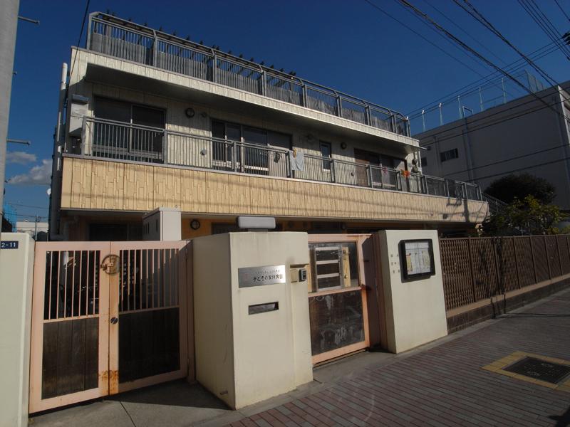 kindergarten ・ Nursery. It is easier to be 120m drop off and pick up if the distance to the children of the house nursery