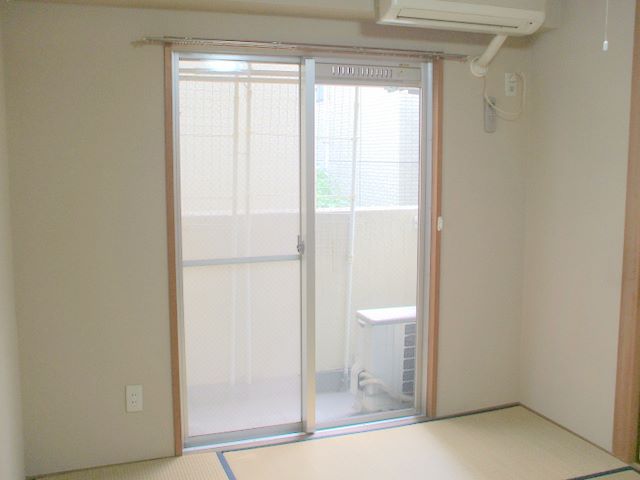 Other room space