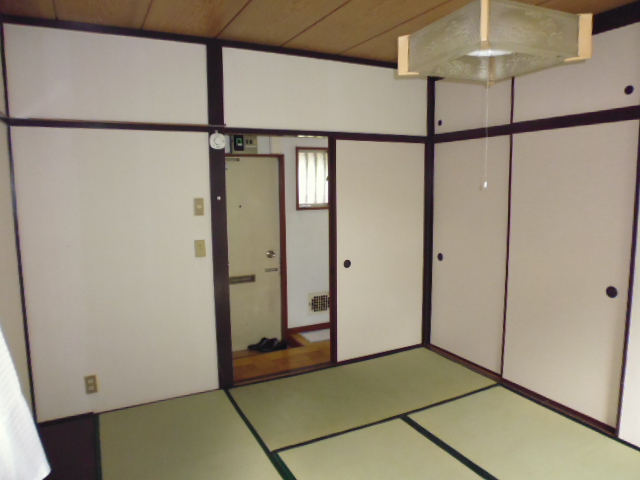 Living and room