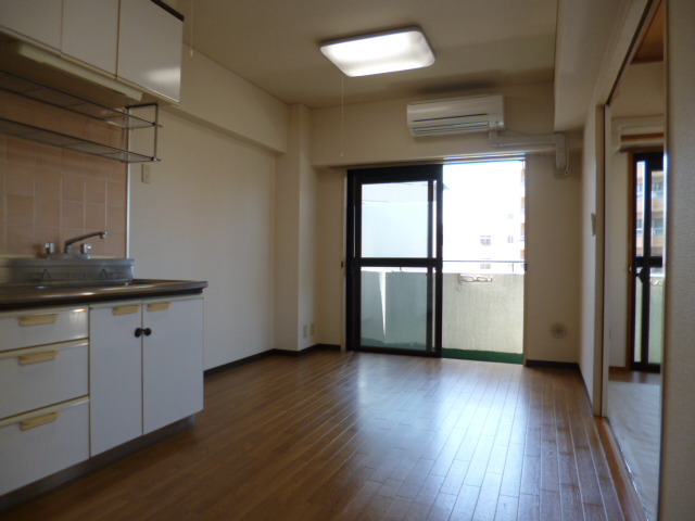 Living and room