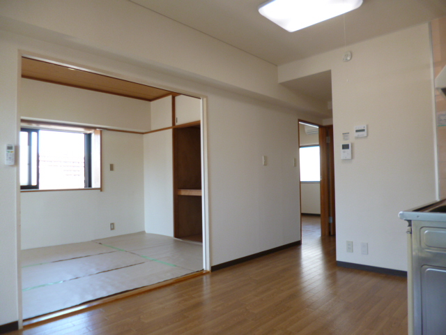 Living and room