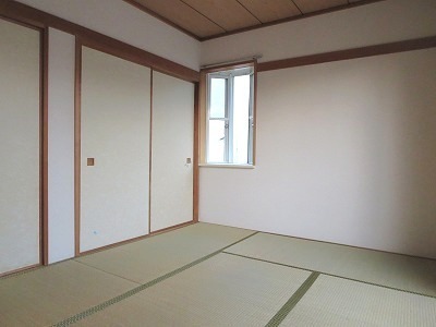 Living and room. Japanese-style room 6 quires