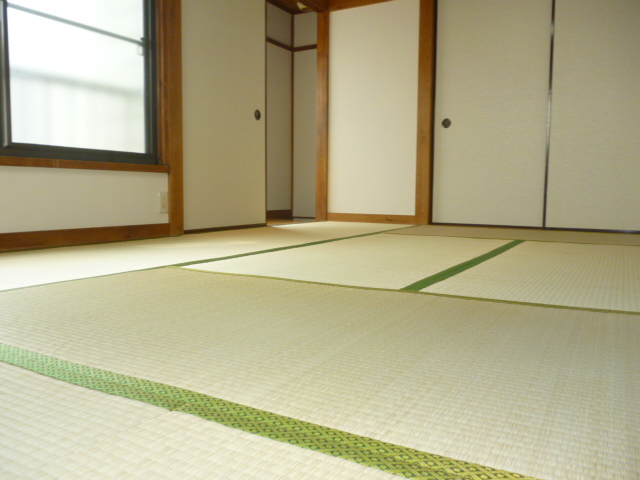 Living and room. Is a Japanese-style room