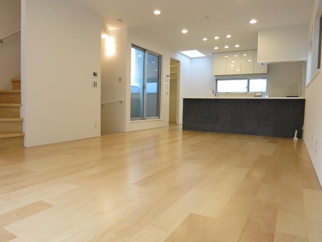 Living. B Building