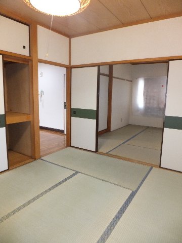 Living and room