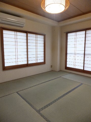 Living and room