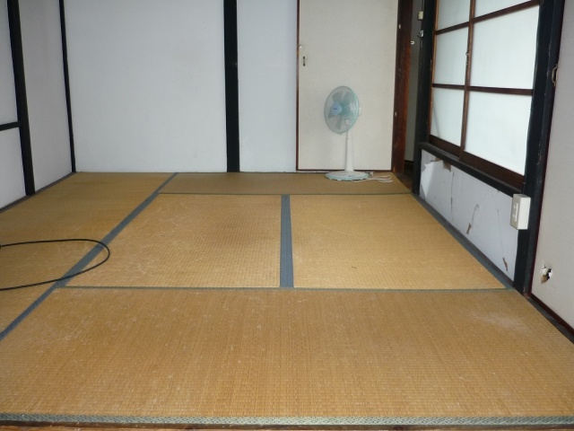 Living and room