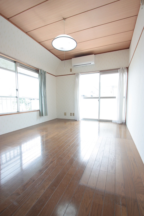 Living and room
