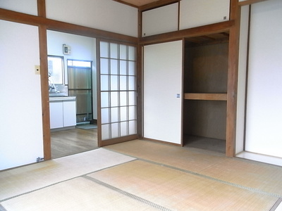 Other room space. Japanese-style room 2