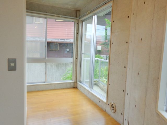 Living and room