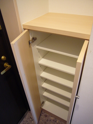 Receipt. Shoes BOX Boots, etc. by the movable shelf easy storage ☆