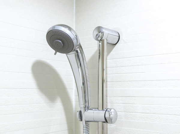 Bathing-wash room. Switch between the flowing water in three modes, Shower head with the change-over switch