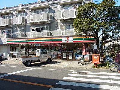 Convenience store. 393m to Seven-Eleven (convenience store)