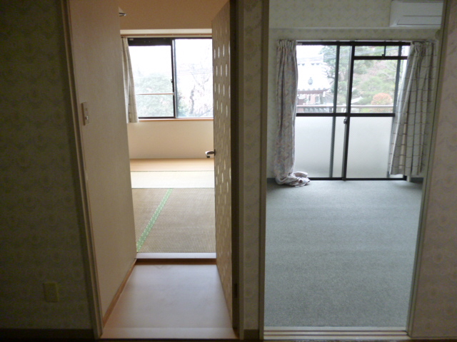 Living and room