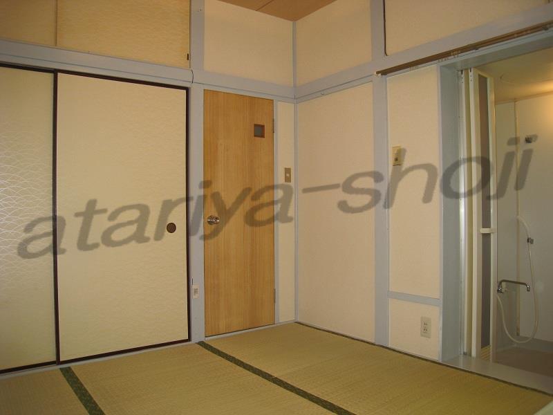 Living and room