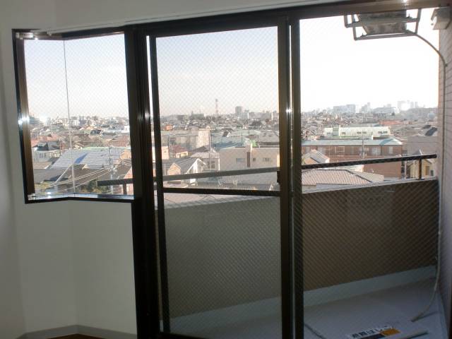 Living and room