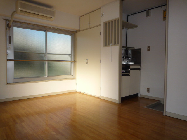 Living and room