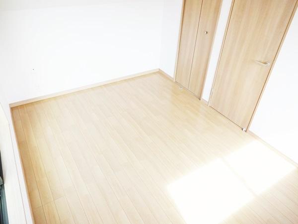 Non-living room.  ※ Building 2 ※  Please spend every day fulfilling the bright Western-style plug sunlight