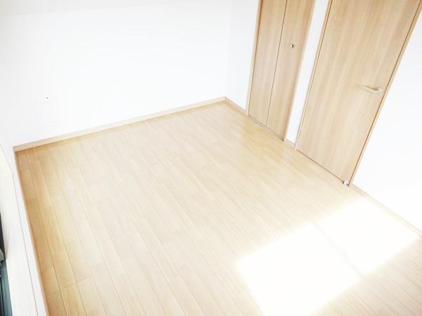 Non-living room. ※ Building 2 ※ Please spend every day fulfilling the bright Western-style plug sunlight