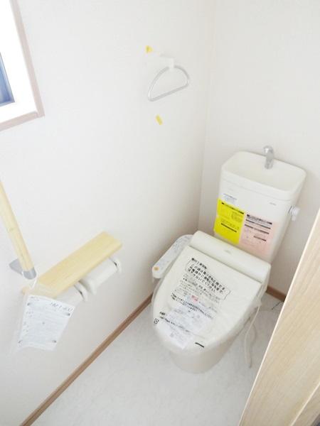 Toilet.  ※ Building 2 ※  Water around is not to concentrate on the second floor is is easy to design housework